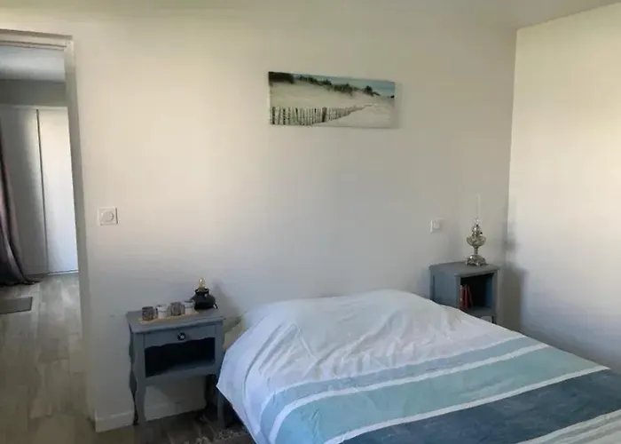 Apartmán Aux Sables-d'olonne Avec Terrasse. Les Sables-dʼOlonne