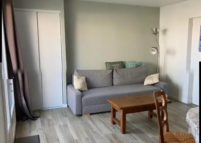 Aux Sables-d'olonne Avec Terrasse. * Les Sables-dʼOlonne